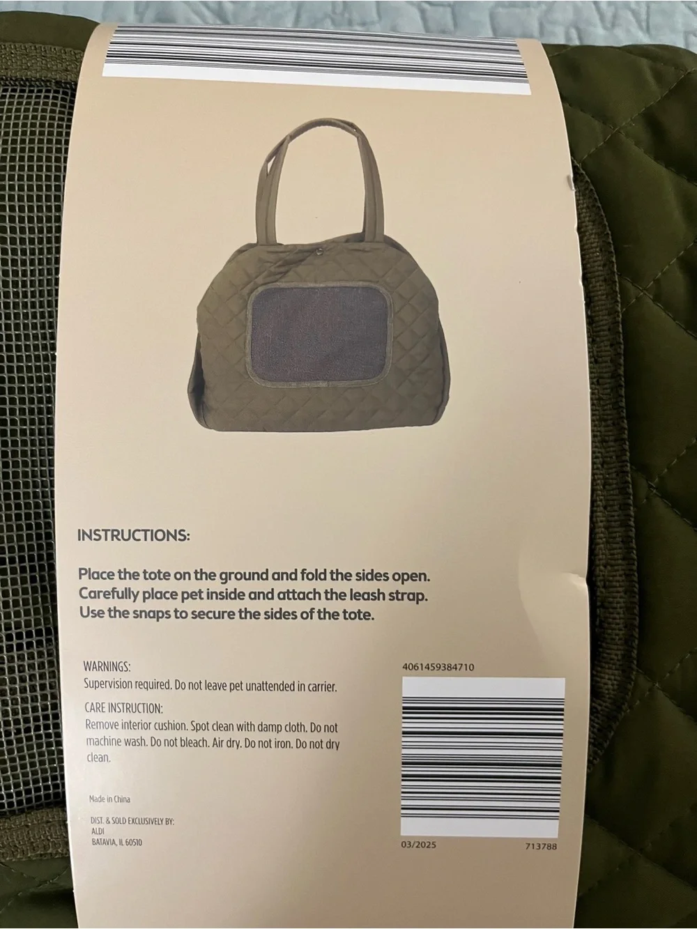 Heart to Tail Quilted Pet Carrier - Olive Green